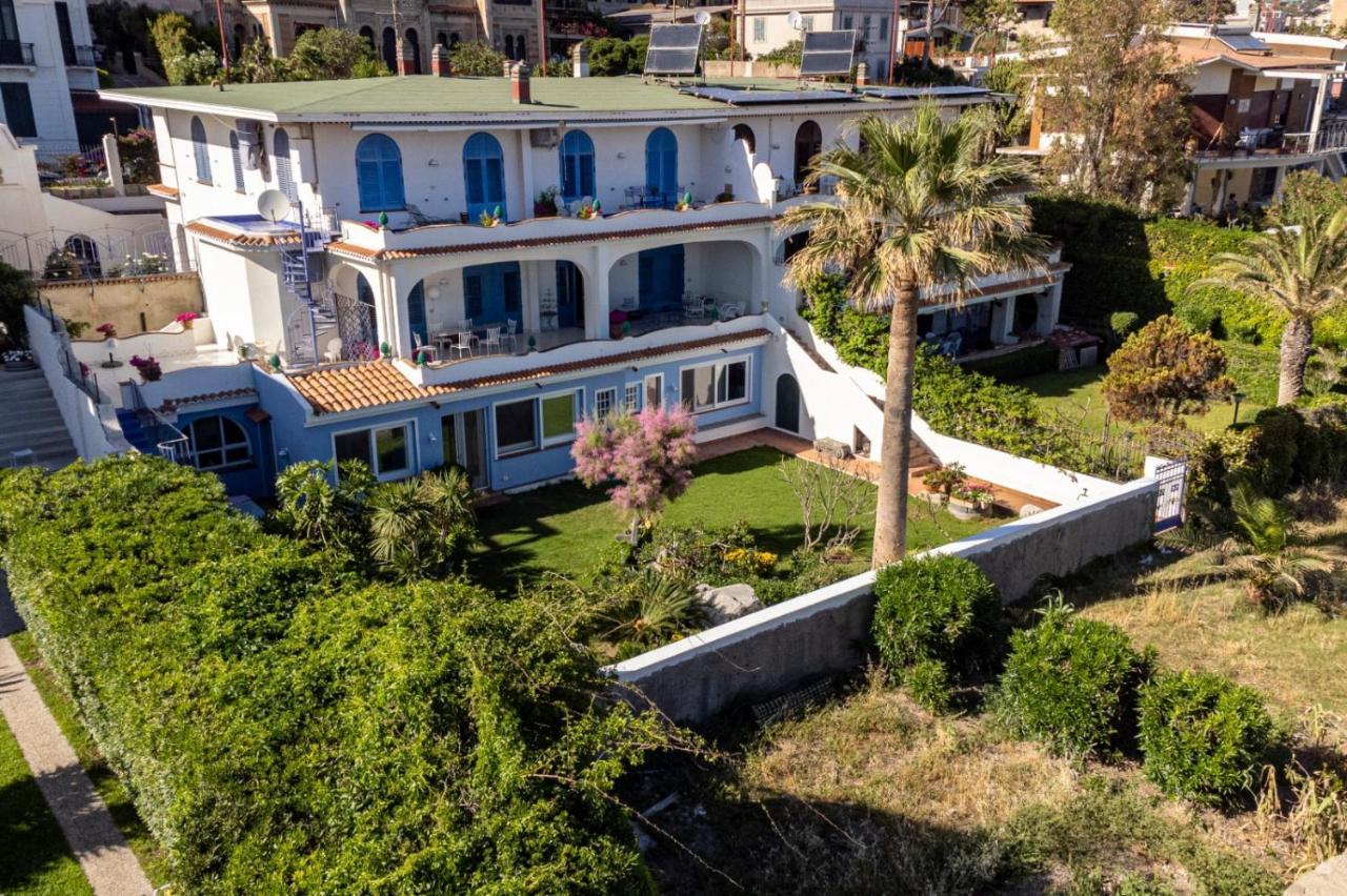Casa Azzurra Appartement Messina Buitenkant foto