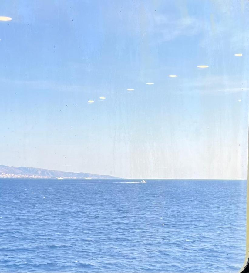 Casa Azzurra Appartement Messina Buitenkant foto
